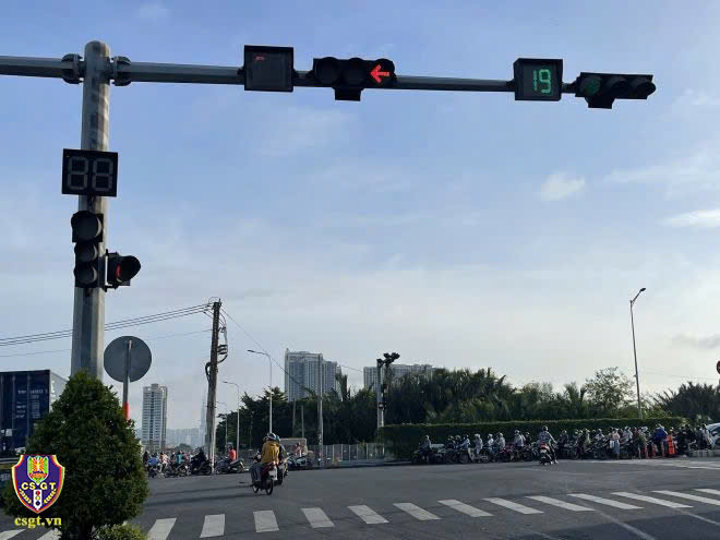 Đèn giao thông cảm biến – Giải pháp cho tắc xe đô thị